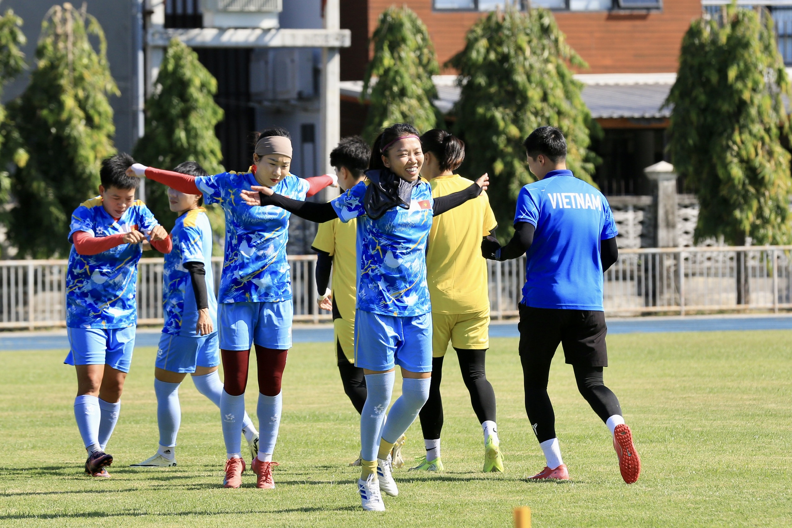 Người trám chỗ Huỳnh Như ở trận hủy diệt Malaysia nói điều bất ngờ, mơ chạm tay vào vàng SEA Games- Ảnh 11. Người trám chỗ Huỳnh Như ở trận hủy diệt Malaysia nói điều bất ngờ, mơ chạm tay vào vàng SEA Games- Ảnh 11.