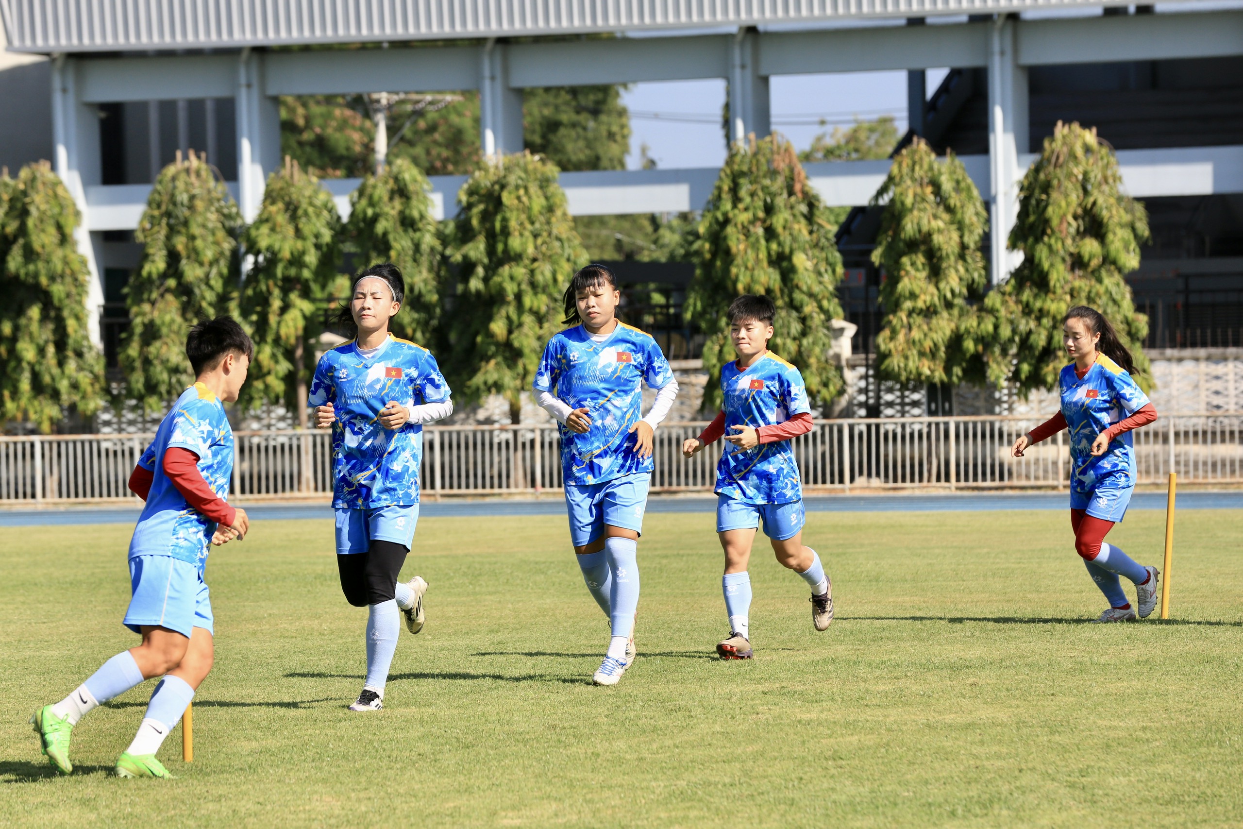 Người trám chỗ Huỳnh Như ở trận hủy diệt Malaysia nói điều bất ngờ, mơ chạm tay vào vàng SEA Games- Ảnh 15. Người trám chỗ Huỳnh Như ở trận hủy diệt Malaysia nói điều bất ngờ, mơ chạm tay vào vàng SEA Games- Ảnh 15.