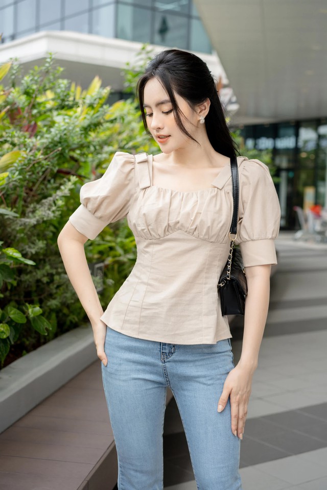 Áo cổ vuông tôn bờ vai mảnh mai, gợi nét nữ tính êm ái- Ảnh 3.