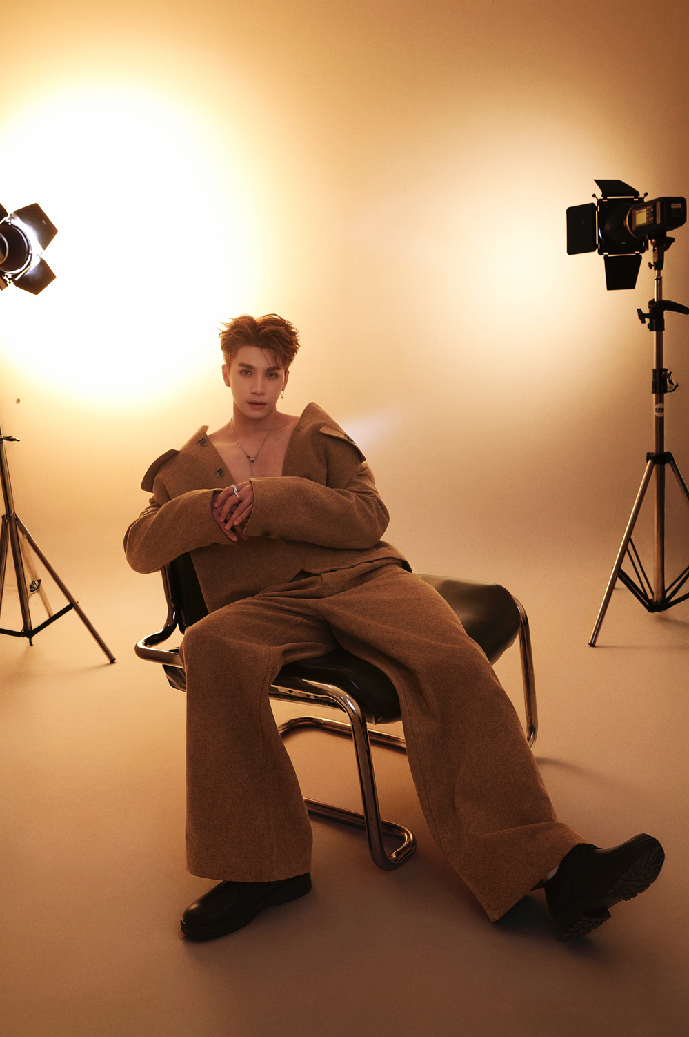 1765009379 331 Ryan ra mat ban pop ballad Im Missing You hop