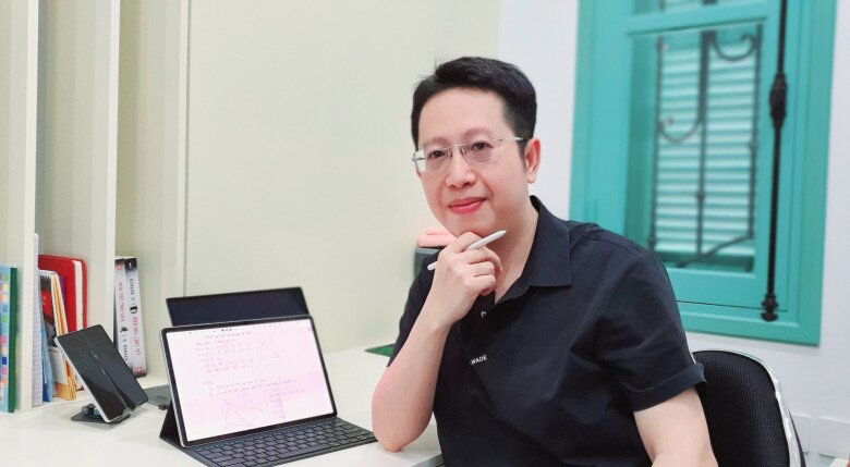 "Hổ phụ sinh hổ tử", MC VTV từng là Thủ khoa khoe bố ruột là Giáo sư - Tiến sĩ, Nhà giáo nhân dân đáng kính 7 Việt Khuê từng là Thủ khoa của các thủ khoa các trường đại học trên địa bàn Hà Nội.