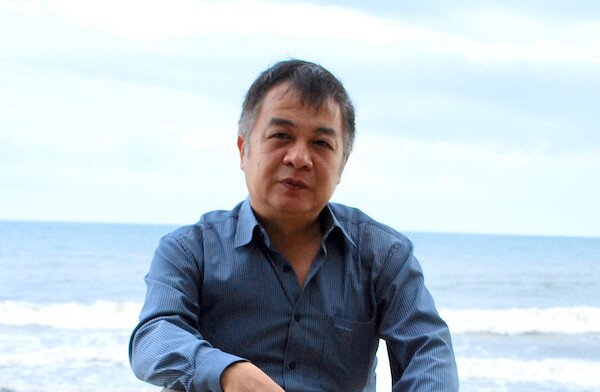 "Hổ phụ sinh hổ tử", MC VTV từng là Thủ khoa khoe bố ruột là Giáo sư - Tiến sĩ, Nhà giáo nhân dân đáng kính 6 Ông từng ví Khoa học giống như nhạc giao hưởng vậy.