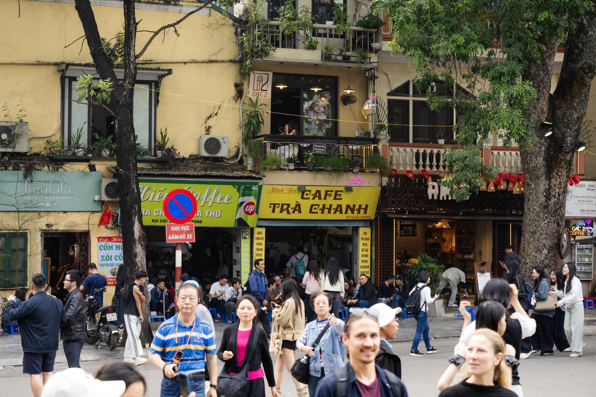 Hàng quán vỉa hè Hà Nội thế nào sau khi siết chặt trật tự?- Ảnh 3.