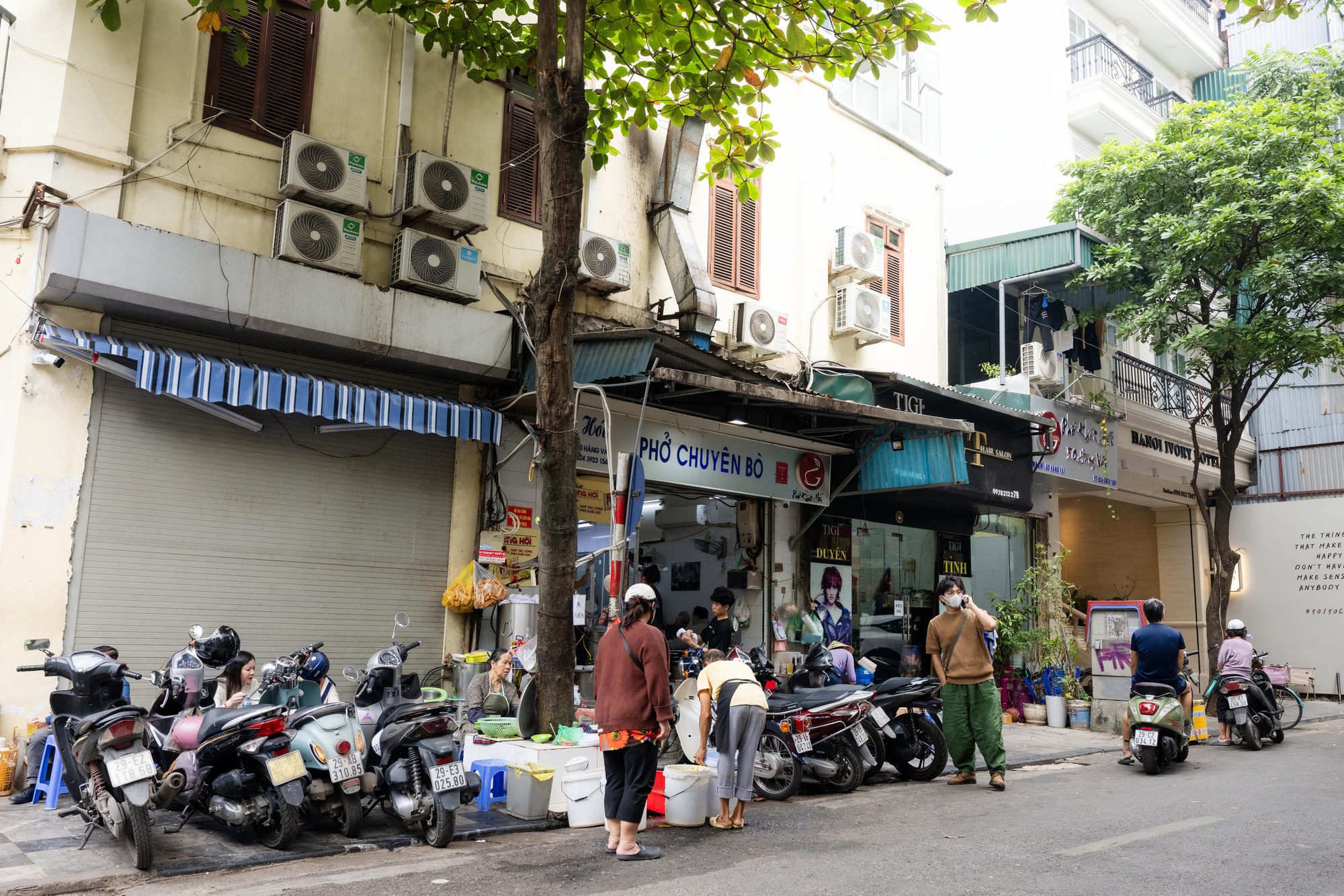 Hàng quán vỉa hè Hà Nội thế nào sau khi siết chặt trật tự?- Ảnh 22.