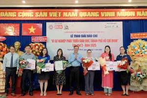 Báo Pháp Luật TP.HCM đoạt giải Ba Giải báo chí 'Vì sự nghiệp phát triển giáo dục TP.HCM' năm 2025