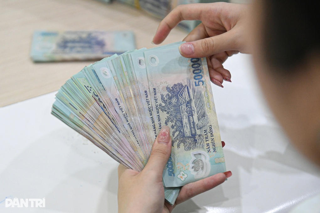 Nhiều ngân hàng dừng gói vay ưu đãi, người trẻ vỡ mộng mua nhà - 2