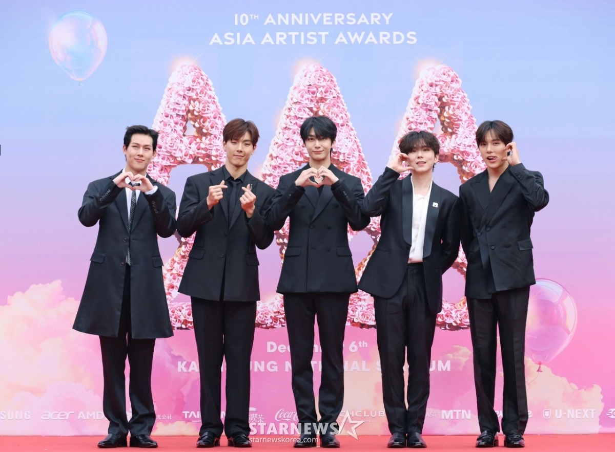 Siêu thảm đỏ AAA 2025: 