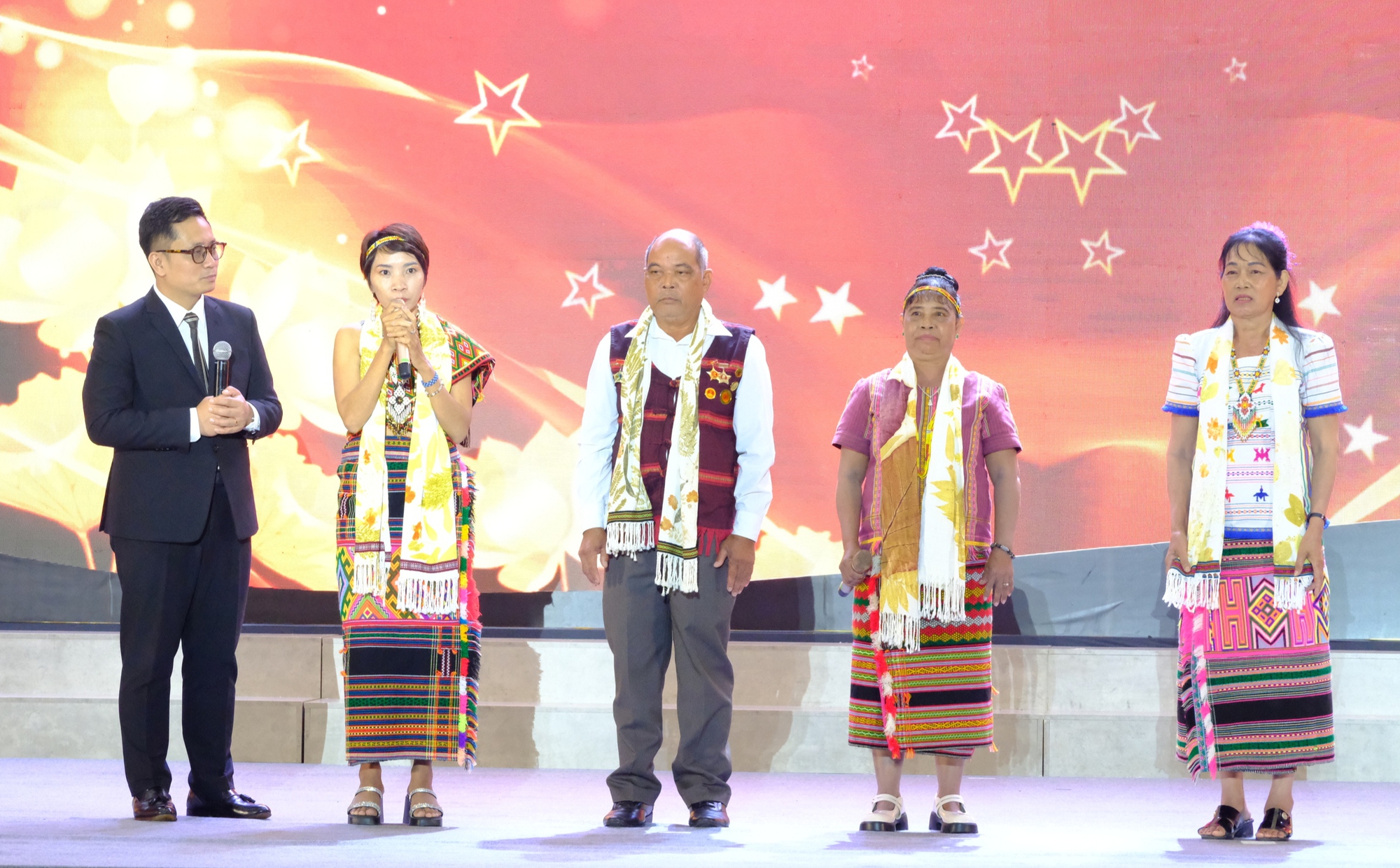 hạnh phúc - Ảnh 3.