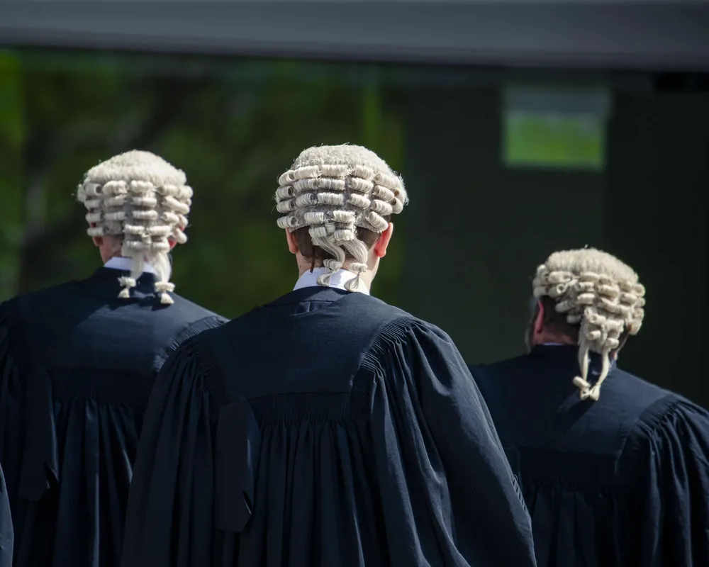 Anh muốn giảm xét xử bằng bồi thẩm đoàn, tại sao? Ảnh: Glenn Hunt/AAP Anh muốn giảm xét xử bằng bồi thẩm đoàn, tại sao?