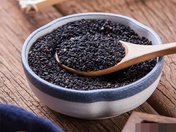 thuc-pham6-ngoisaovn-w600-h450 1 thực phẩm, quả óc chó, vừng đen