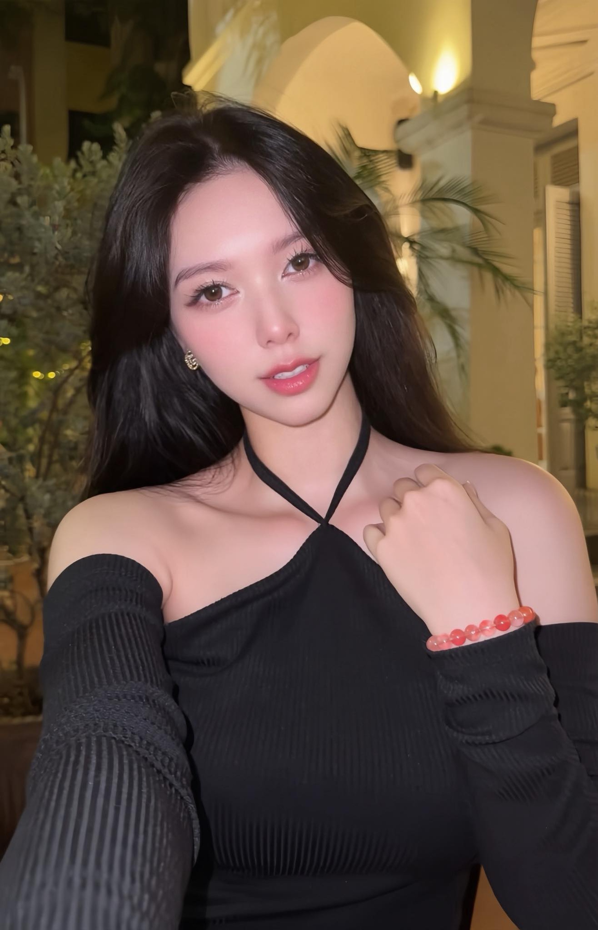 Vẻ đẹp lai Tây cuốn hút của nữ diễn viên vào vai gái đểu phim VTV - 10 Vẻ đẹp lai Tây cuốn hút của nữ diễn viên vào vai gái đểu phim VTV - 10