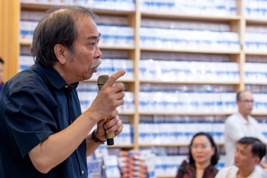 Câu hỏi của học sinh lớp 4 làm nhà thơ nổi tiếng lúng túng - 2