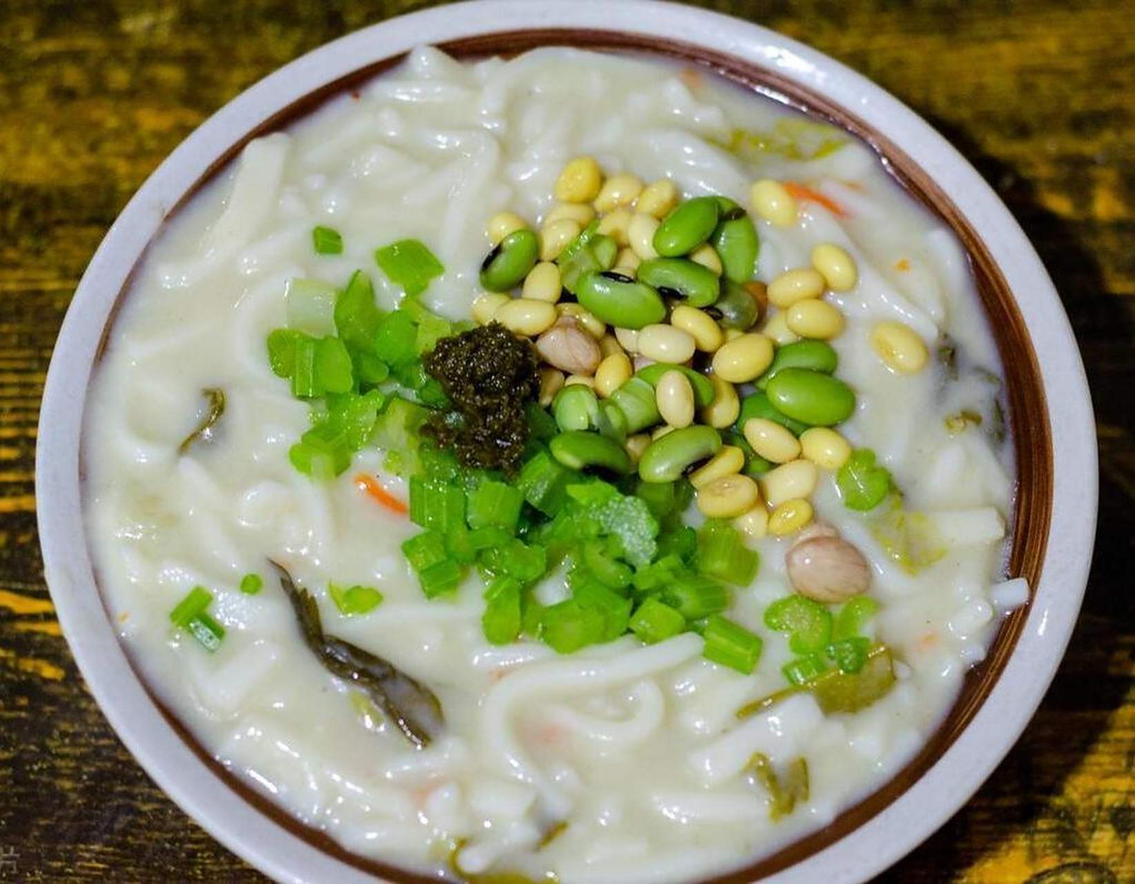 Không chỉ có hoa mẫu đơn, Lạc Dương còn giấu 6 thức quà quê dân dã nhưng 