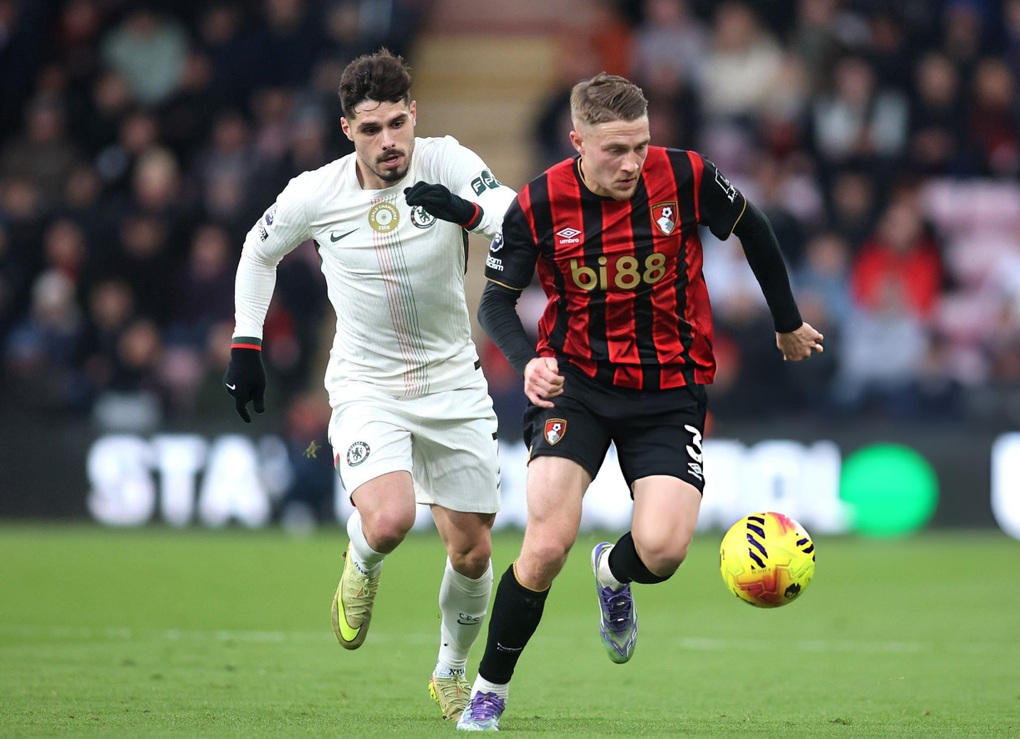 Chelsea hòa Bournemouth, tiếp tục hụt hơi trong cuộc đua vô địch - 3