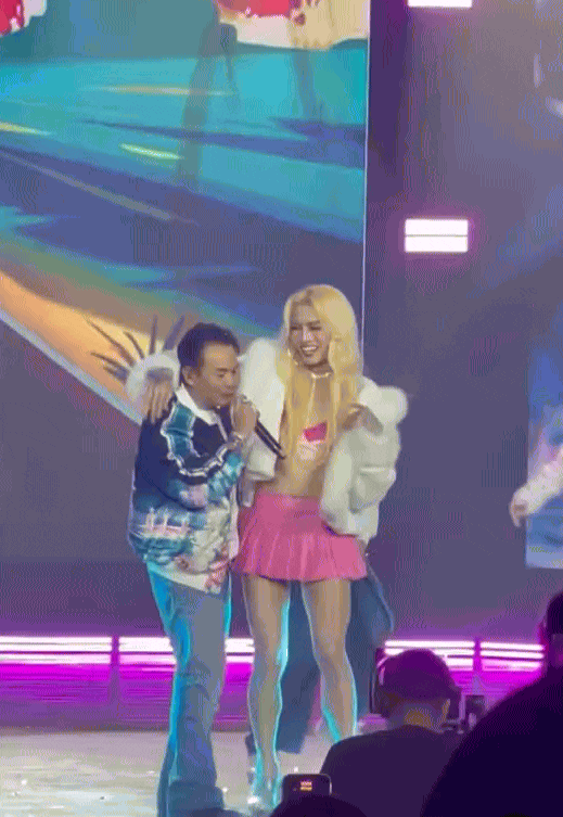 Phát hiện “mỹ nhân” khiến Binz mất tập trung, hoảng hốt không thể rap nổi!- Ảnh 4.