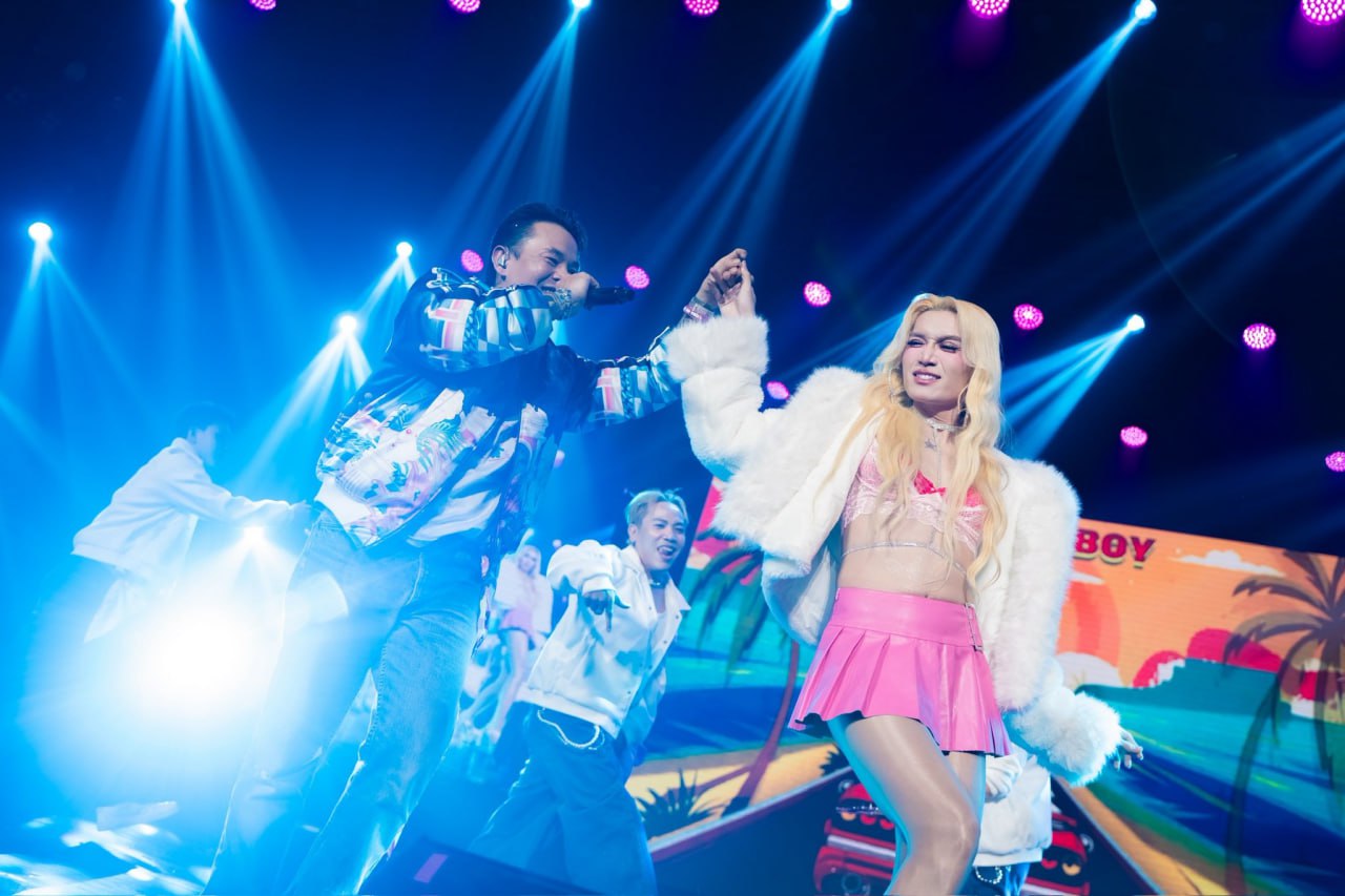 Phát hiện “mỹ nhân” khiến Binz mất tập trung, hoảng hốt không thể rap nổi!- Ảnh 8.