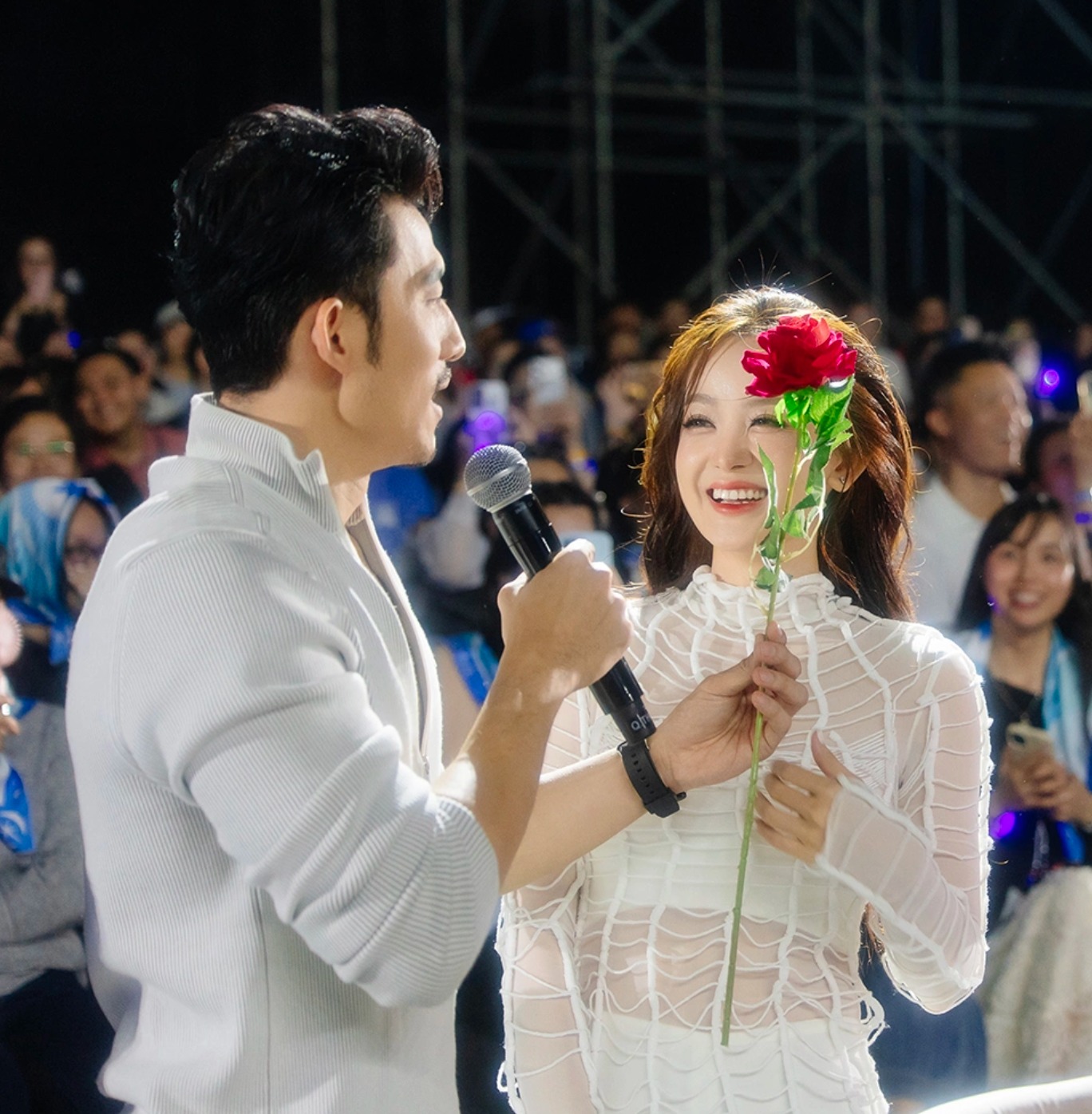 Liên Bỉnh Phát nói về tình yêu: Không giấu, cũng không khoe… yêu là chuyện của hai người- Ảnh 7.