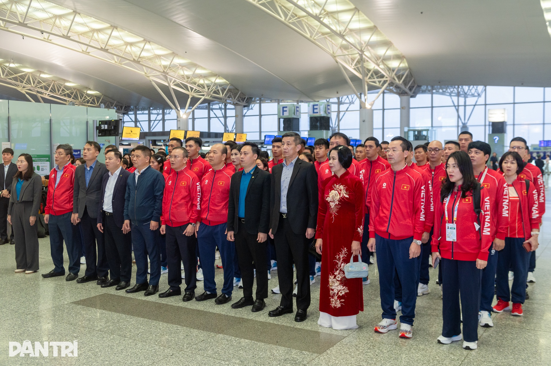 Đoàn Thể thao Việt Nam lên đường sang Thái Lan tham dự SEA Games - 2