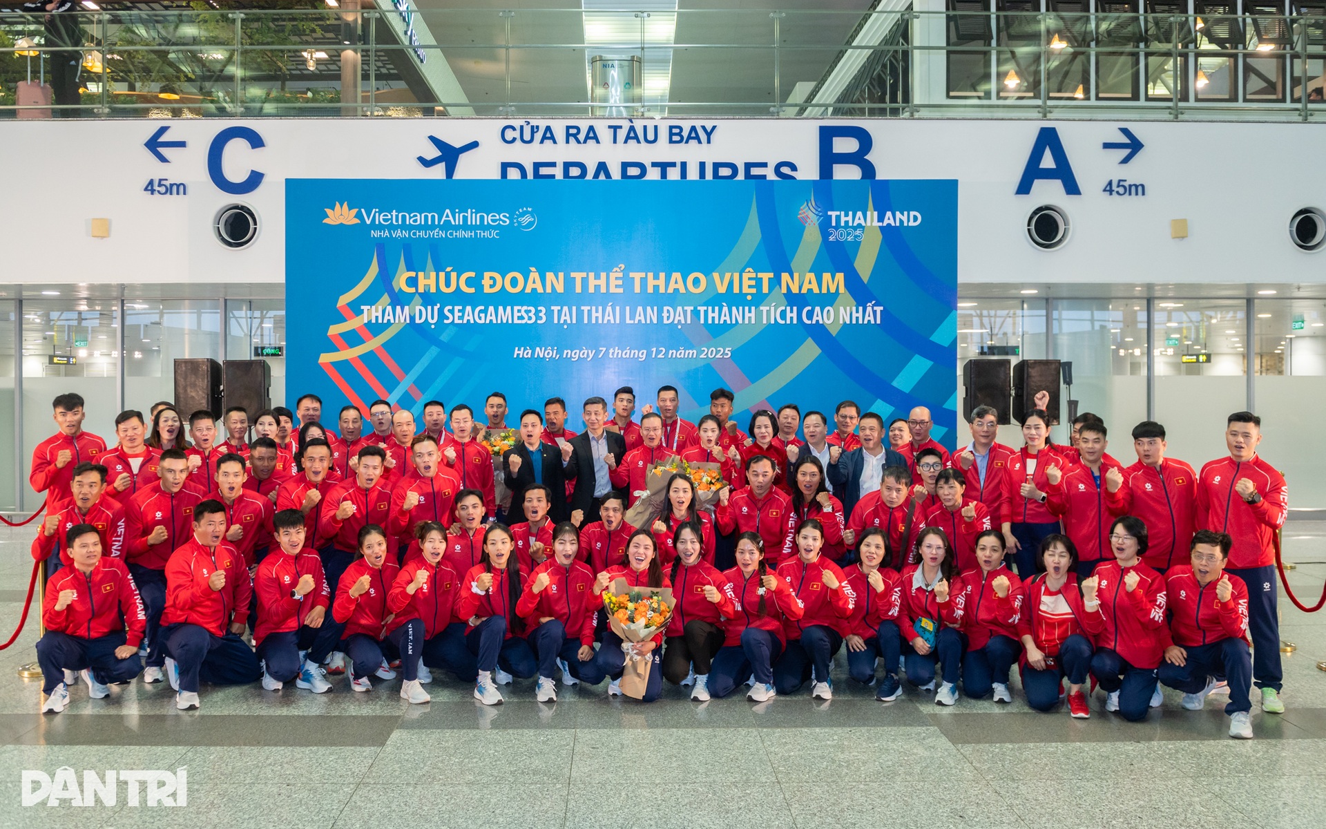 Đoàn Thể thao Việt Nam lên đường sang Thái Lan tham dự SEA Games - 8