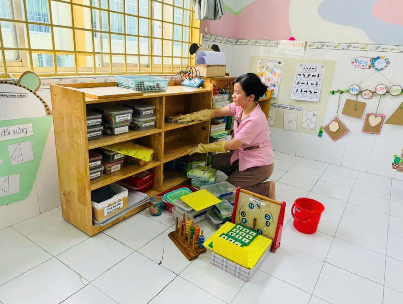 Vi rút EV71 độc lực mạnh nhất gây bệnh tay chân miệng nặng, cần đề phòng gì?- Ảnh 5. Vi rút EV71 độc lực mạnh nhất gây bệnh tay chân miệng nặng, cần đề phòng gì?- Ảnh 5.