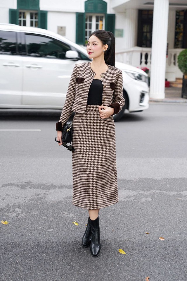 Túi xách và trang phục dạ tweed dẫn dắt xu hướng giao mùa đầy khí chất- Ảnh 4.