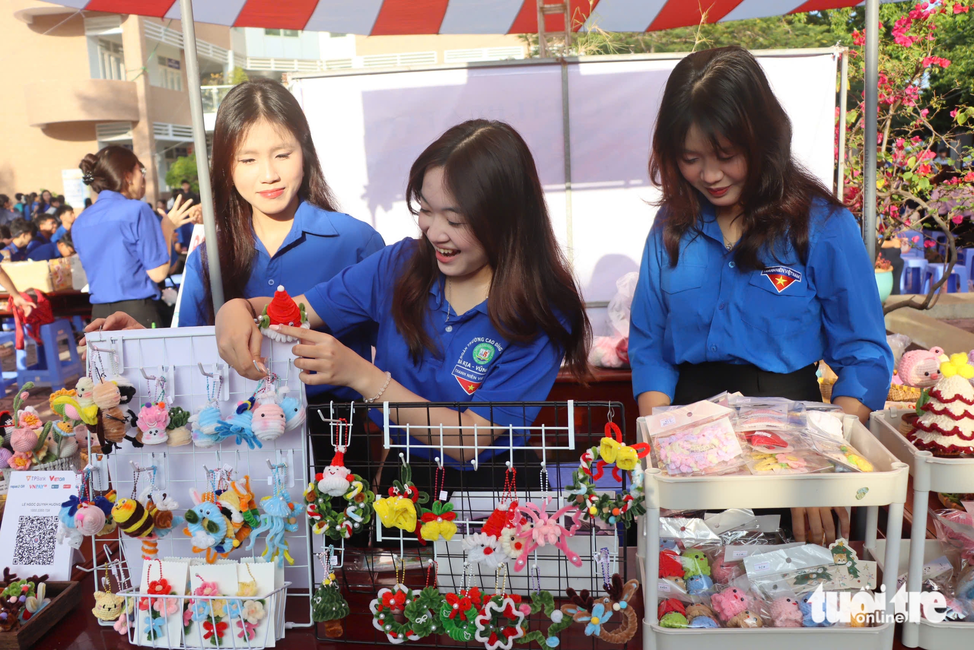 Học sinh, sinh viên TP.HCM 'cháy' trong loạt hoạt động học mà chơi 6 Học sinh, sinh viên TP.HCM 'cháy' trong loạt hoạt động học mà chơi - Ảnh 8.