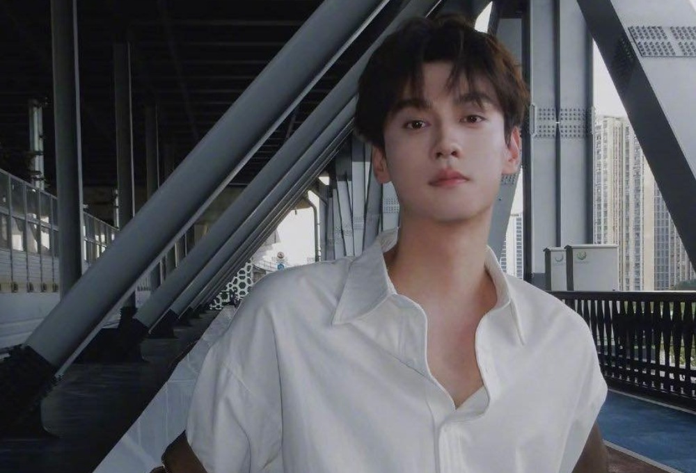 5 Diễn viên bị ghét nhất Trung Quốc 2025: Ngu Thu Hân và những bê bối gây sốc 5 1765091981 656 5 Dien vien bi ghet nhat Trung Quoc 2025 Ngu