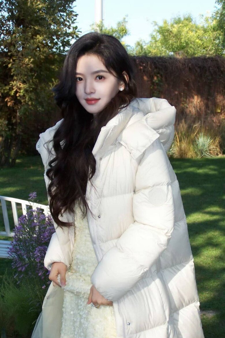 Nữ diễn viên là "người tình trong mộng" của showbiz: Nhan sắc hút 70 triệu lượt xem, nay chân "teo tóp" nhìn mà sợ 11 Nhược Nam vẫn chưa có đủ tiền mua một căn nhà cho riêng mình.