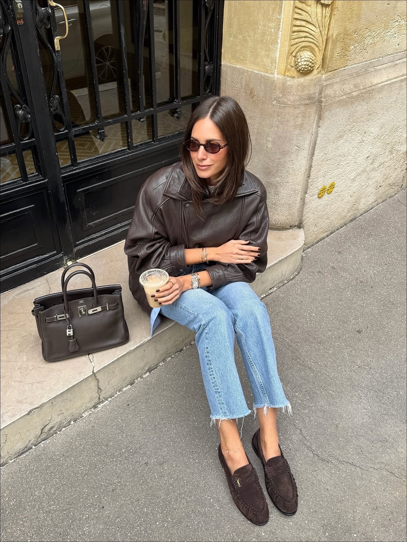 5 Mẫu giày giúp nâng tầm phong cách thời trang Pháp cho quần jeans Sành điệu - Ảnh 10. 5 Mẫu giày giúp nâng tầm phong cách thời trang Pháp cho quần jeans Sành điệu - Ảnh 10.