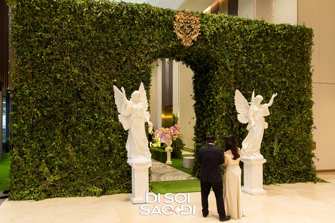 Lễ cưới của Tiên Nguyễn và chồng gốc Dubai: Hà Tăng xinh như Lễ cưới của Tiên Nguyễn và chồng gốc Dubai: Hà Tăng xinh như