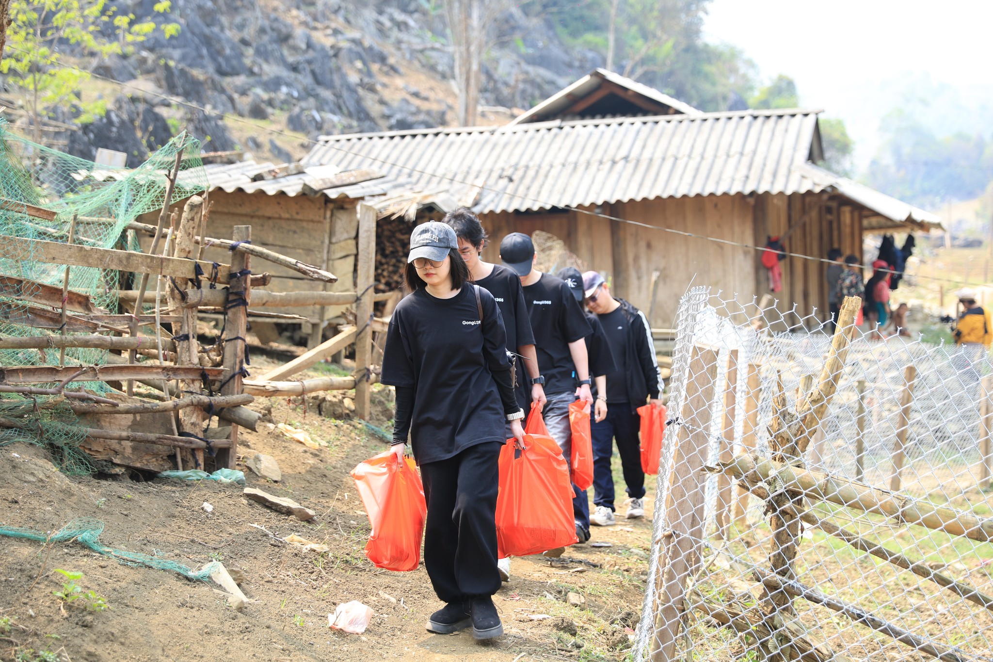 Dự án 'Nuôi em' lên tiếng trước nghi vấn thiếu minh bạch tài chính 3 Nuôi em - Ảnh 3.