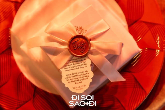 Lễ cưới của Tiên Nguyễn và chồng gốc Dubai: Hà Tăng xinh như Lễ cưới của Tiên Nguyễn và chồng gốc Dubai: Hà Tăng xinh như