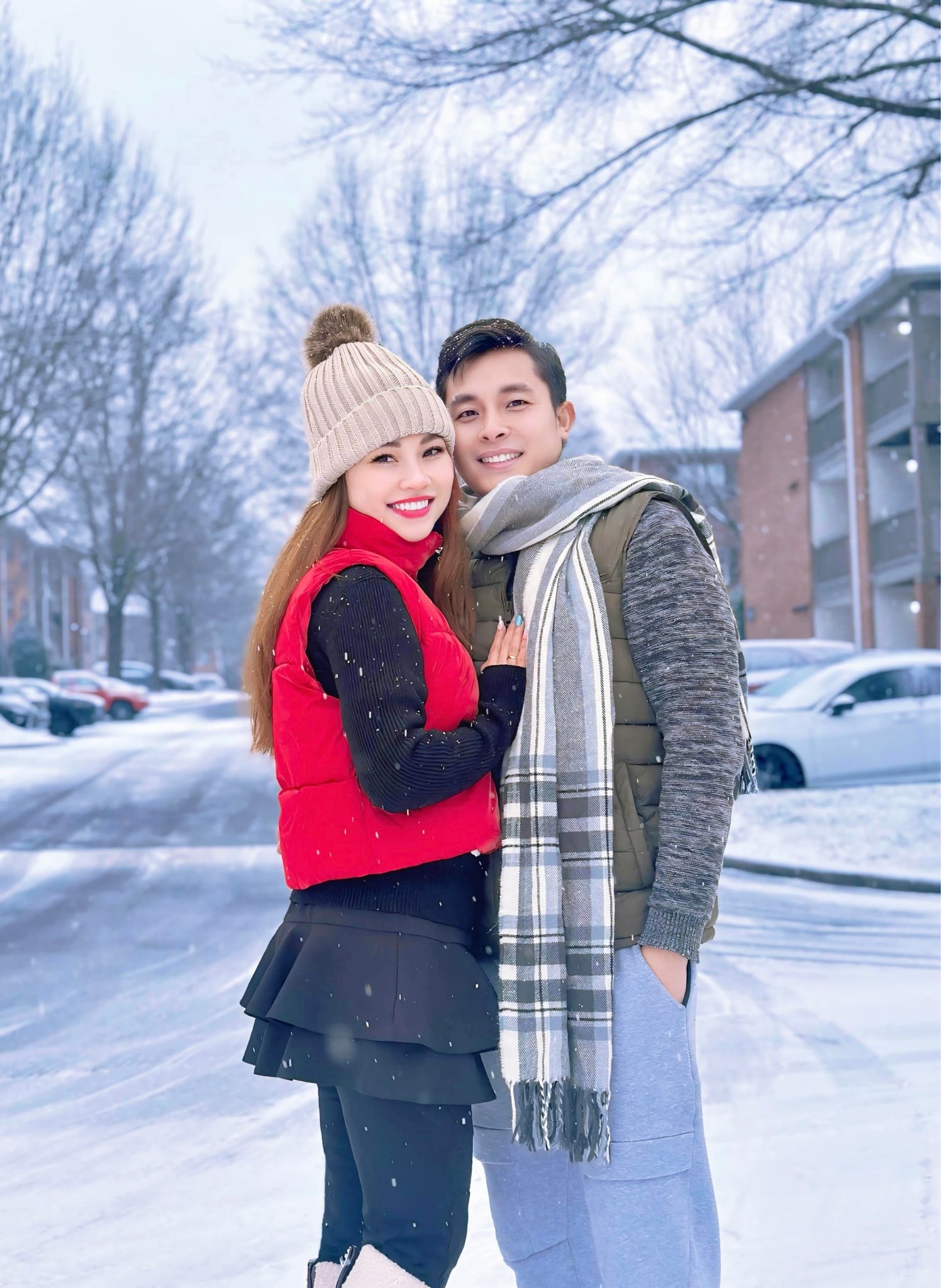 Lina Nguyễn viên mãn hôn nhân cùng chồng và nỗ lực phát triển sự nghiệp tại Mỹ 7 lina-nguyen-7-1765104907.jpg