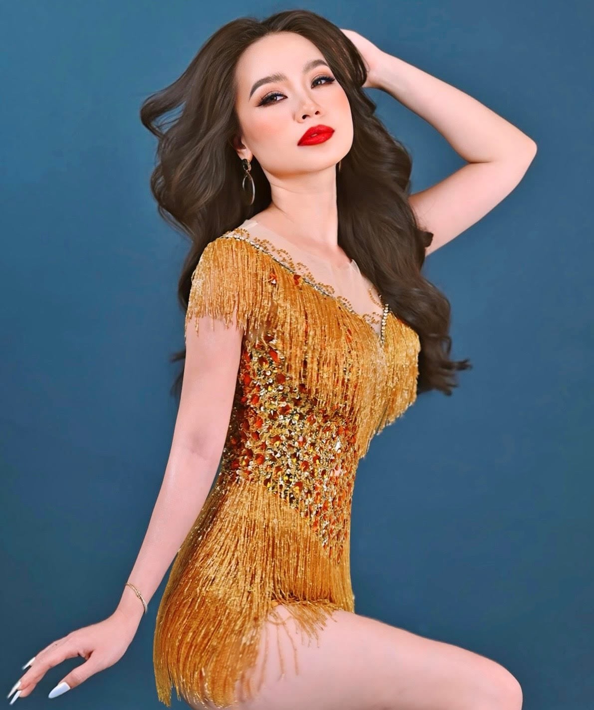 Lina Nguyễn viên mãn hôn nhân cùng chồng và nỗ lực phát triển sự nghiệp tại Mỹ 10 lina-nguyen-10-1765104906.jpg