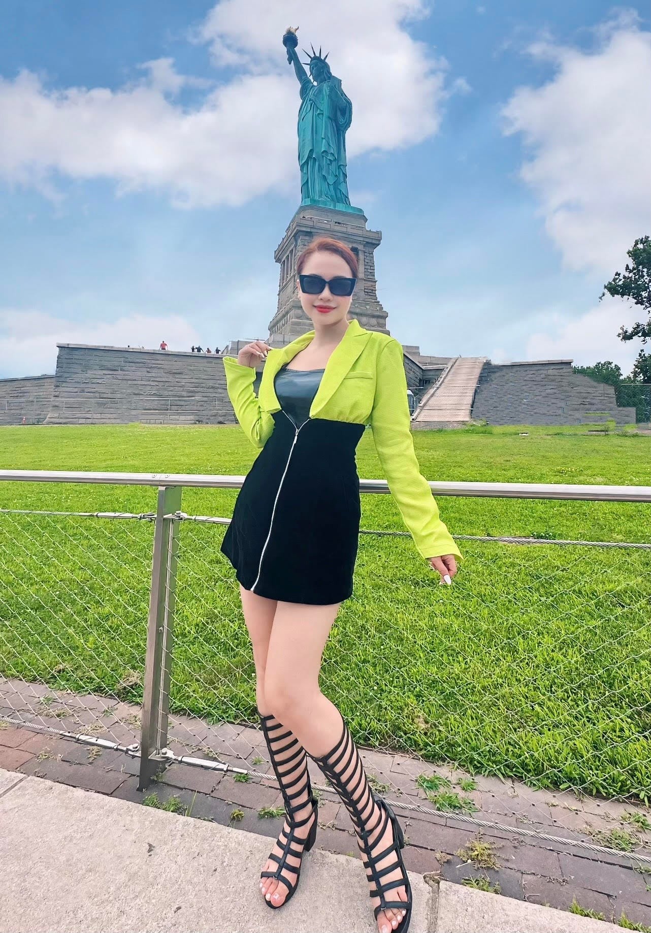 Lina Nguyễn viên mãn hôn nhân cùng chồng và nỗ lực phát triển sự nghiệp tại Mỹ 14 lina-nguyen-1-1765104907.jpg