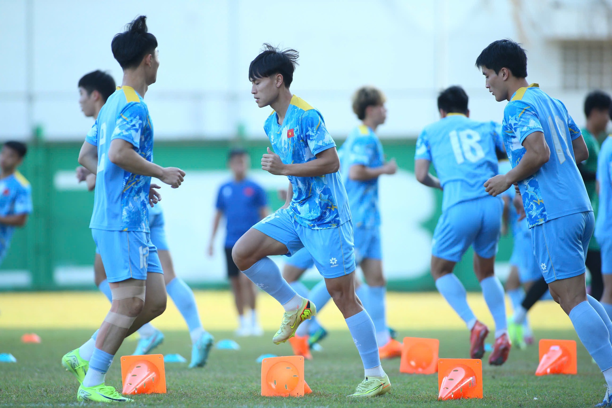 U.23 Việt Nam khó xuất hiện ở lễ khai mạc SEA Games 33 ngày 9.12, tại sao?- Ảnh 2.