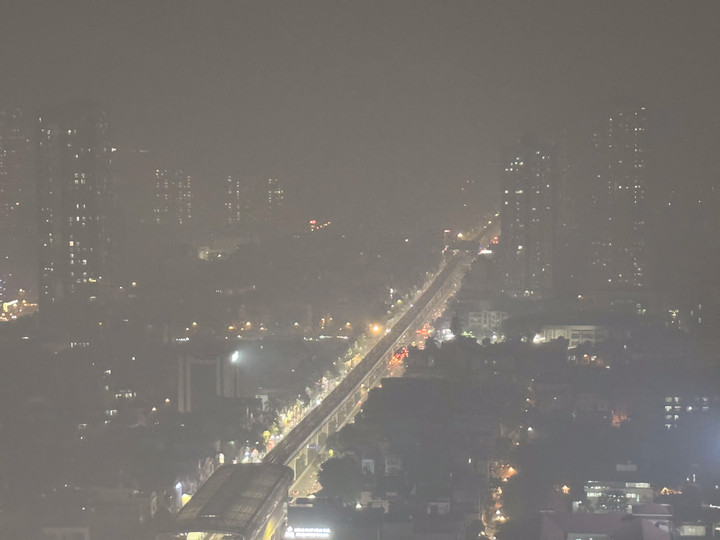 Tối nay, Hà Nội ô nhiễm nhất thế giới, chỉ số cao gấp 35 lần chuẩn WHO- Ảnh 2.