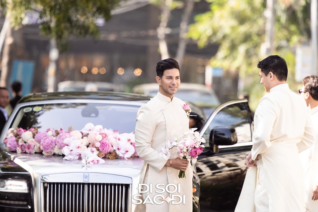 Toàn cảnh đám cưới xa hoa của Tiên Nguyễn: Cô dâu đeo kim cương, ngồi Rolls-Royce về nhà chồng, Hà Tăng và cả gia đình tỷ phú góp mặt!- Ảnh 15.