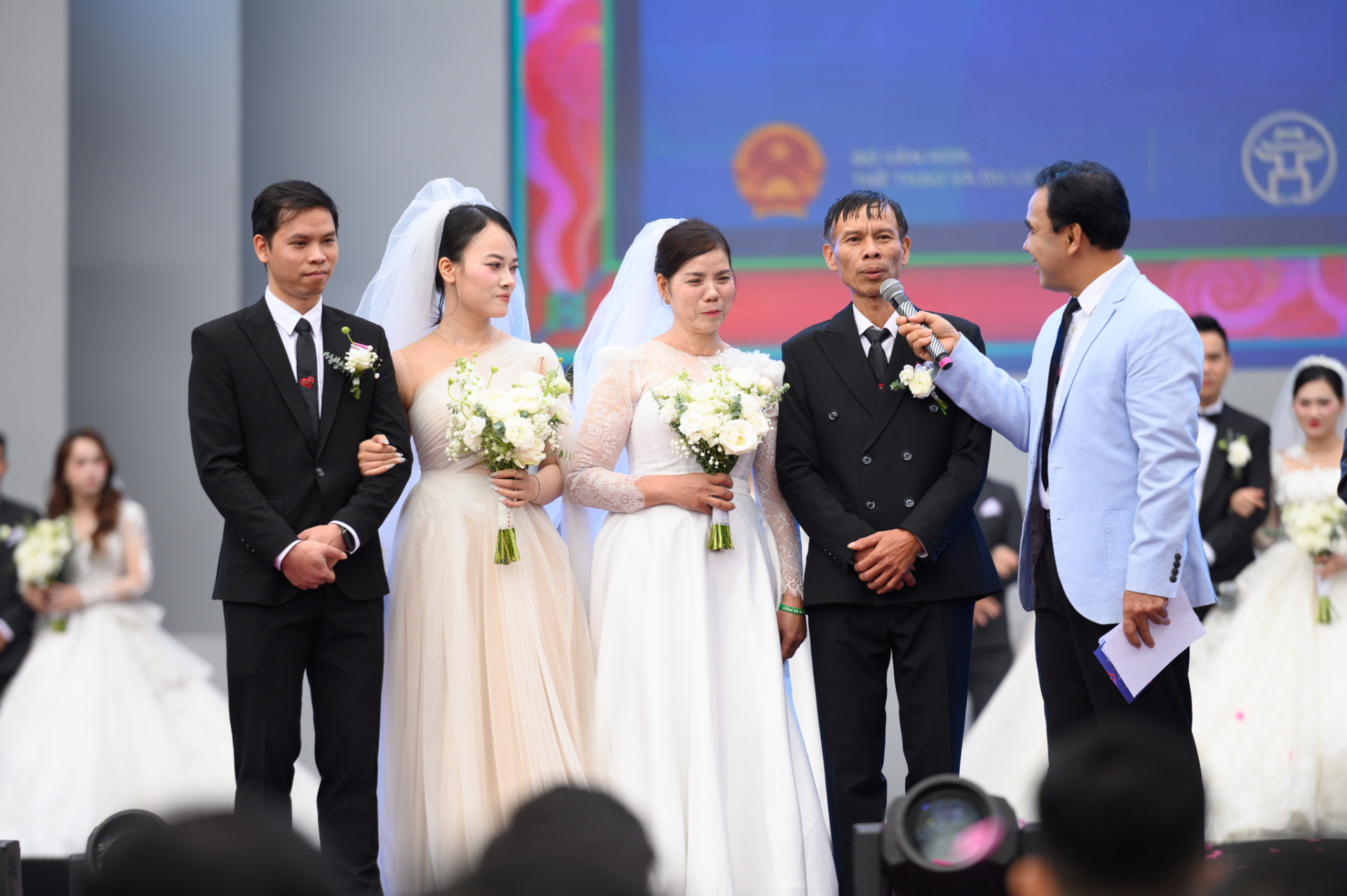 1765124977 747 Hiem co nhat Viet Nam Con dau va me chong