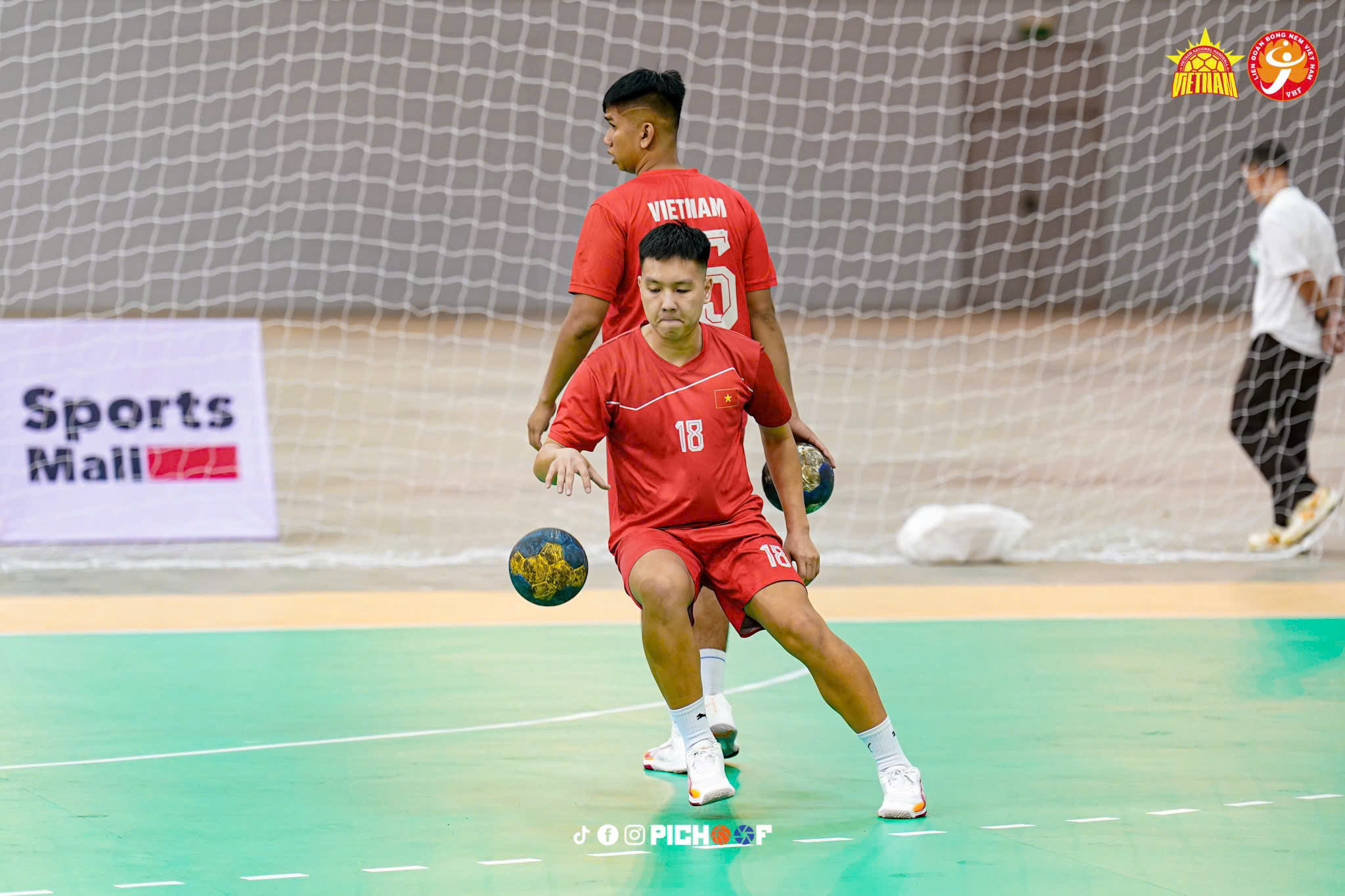 Bóng ném Việt Nam khí thế ngùn ngụt, sẵn sàng đánh bại Philippines: Chờ đại chiến Thái Lan- Ảnh 4. Bóng ném Việt Nam khí thế ngùn ngụt, sẵn sàng đánh bại Philippines: Chờ đại chiến Thái Lan- Ảnh 4.