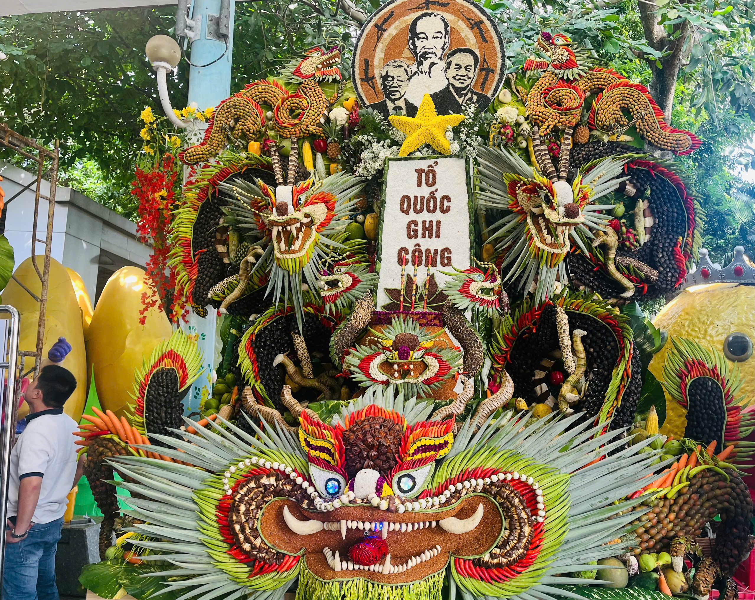 “Sướng mắt” với lễ hội trái cây Nam bộ đang diễn ra ở TP HCM- Ảnh 9. “Sướng mắt” với lễ hội trái cây Nam bộ đang diễn ra ở TP HCM- Ảnh 9.