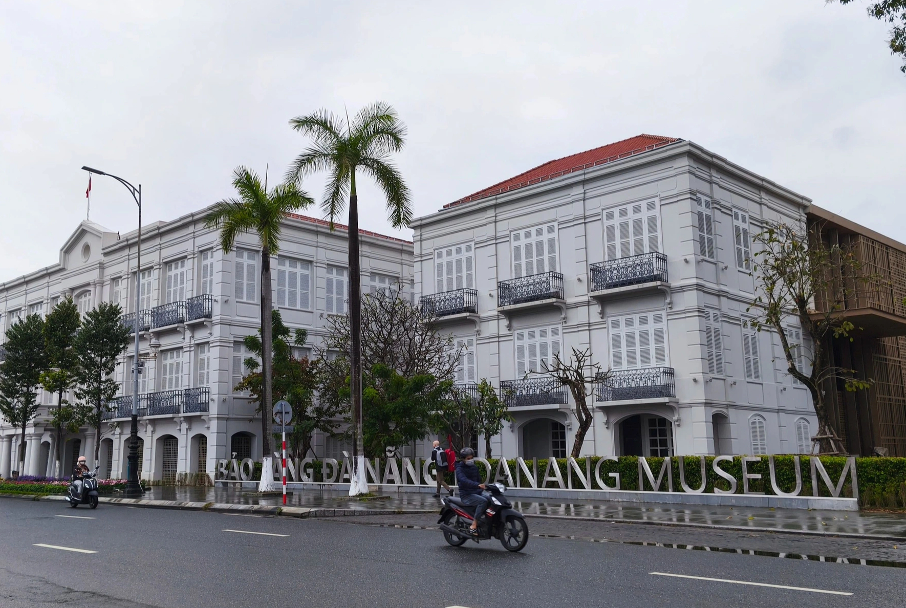 Thận trọng trong ứng xử với di sản kiến trúc- Ảnh 2. Thận trọng trong ứng xử với di sản kiến trúc- Ảnh 2.