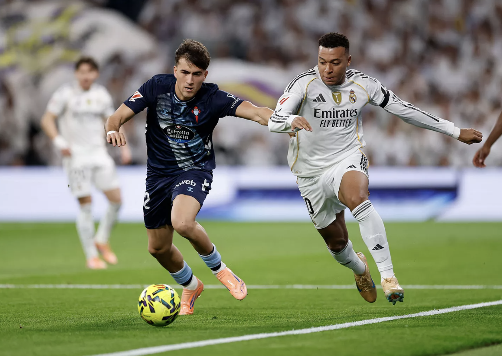 Real Madrid thua thảm, Celta Vigo tạo địa chấn tại Bernabeu 2 Real Madrid thua thảm, Celta Vigo tạo địa chấn tại Bernabeu - Ảnh 2.