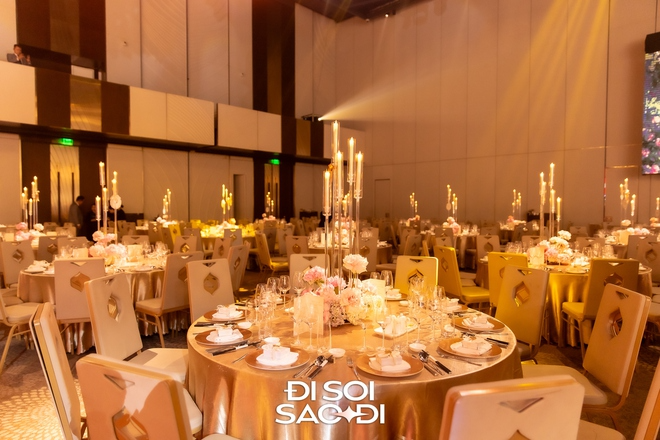 Đặng Thu Thảo hiếm hoi lộ diện trong đám cưới Tiên Nguyễn: Nhan sắc này xứng danh Đặng Thu Thảo hiếm hoi lộ diện trong đám cưới Tiên Nguyễn: Nhan sắc này xứng danh