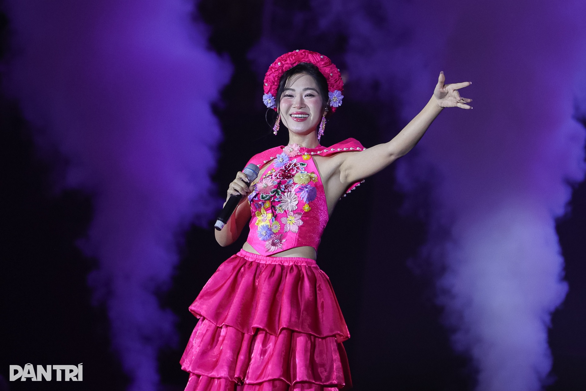 Bùi Công Nam và Lâm Bảo Ngọc đọ chất giọng cao vút - 7 Bùi Công Nam và Lâm Bảo Ngọc đọ chất giọng cao vút - 7