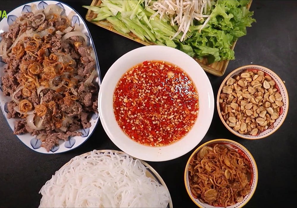 Không phải bánh mì, món ăn từ 35.000 đồng/phần này mới là hương vị Việt lọt top 100 thế giới năm 2026- Ảnh 3. Không phải bánh mì, món ăn từ 35.000 đồng/phần này mới là hương vị Việt lọt top 100 thế giới năm 2026- Ảnh 3.