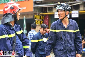 Toàn cảnh vụ cháy quán ăn trên đường Trần Hưng Đạo, 6 người thương vong