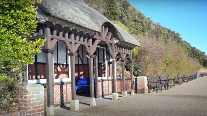 Jennifer Kiely bị sát hại tại nơi trú ẩn ven biển ở thị trấn Eastbourne, năm 2005. Ảnh: Sussex Police