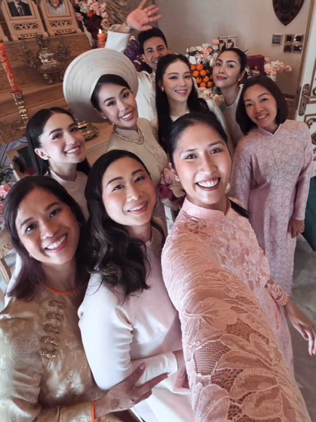 Khí chất nàng dâu hào môn Tăng Thanh Hà tại đám cưới em chồng Tiên Nguyễn - 2