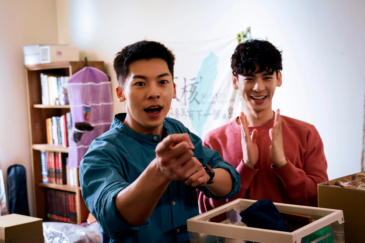 Lộ ảnh nam thần hạng A đình đám châu Á đi chợ Bến Thành, ngồi ăn chè mà đẹp hơn cả bìa tạp chí- Ảnh 11.